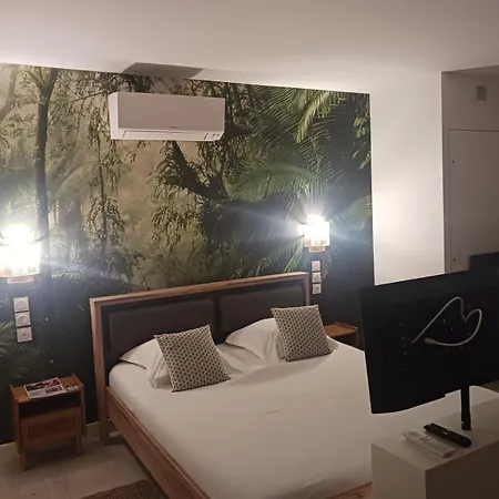 Timebasishotel Aracari *